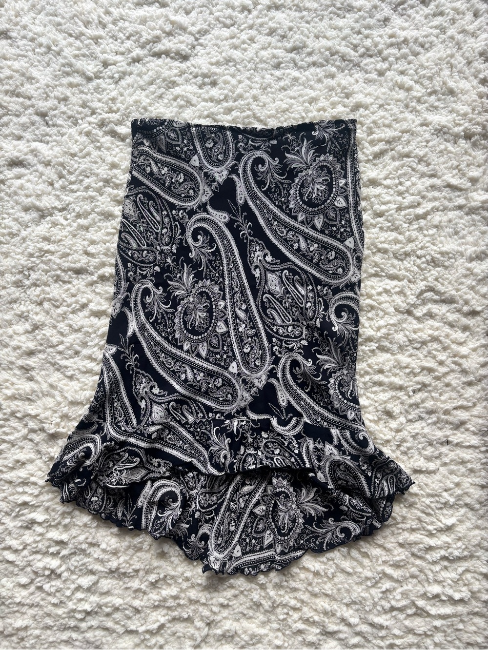 Black Paisley Ruffle-Hem Women’s Skort
